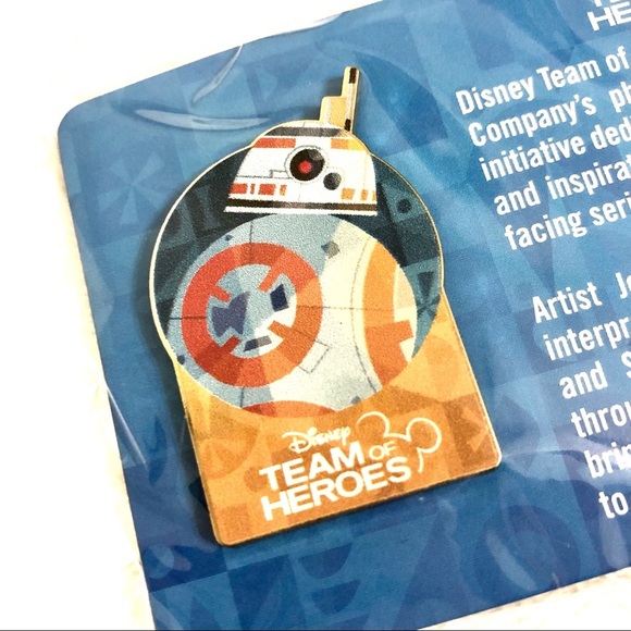 Disney New D23 Expo 2019 Pins Bag Lanyard Lot Limited Ed BB-8 Sorcerer Mickey - Picture 8 of 17